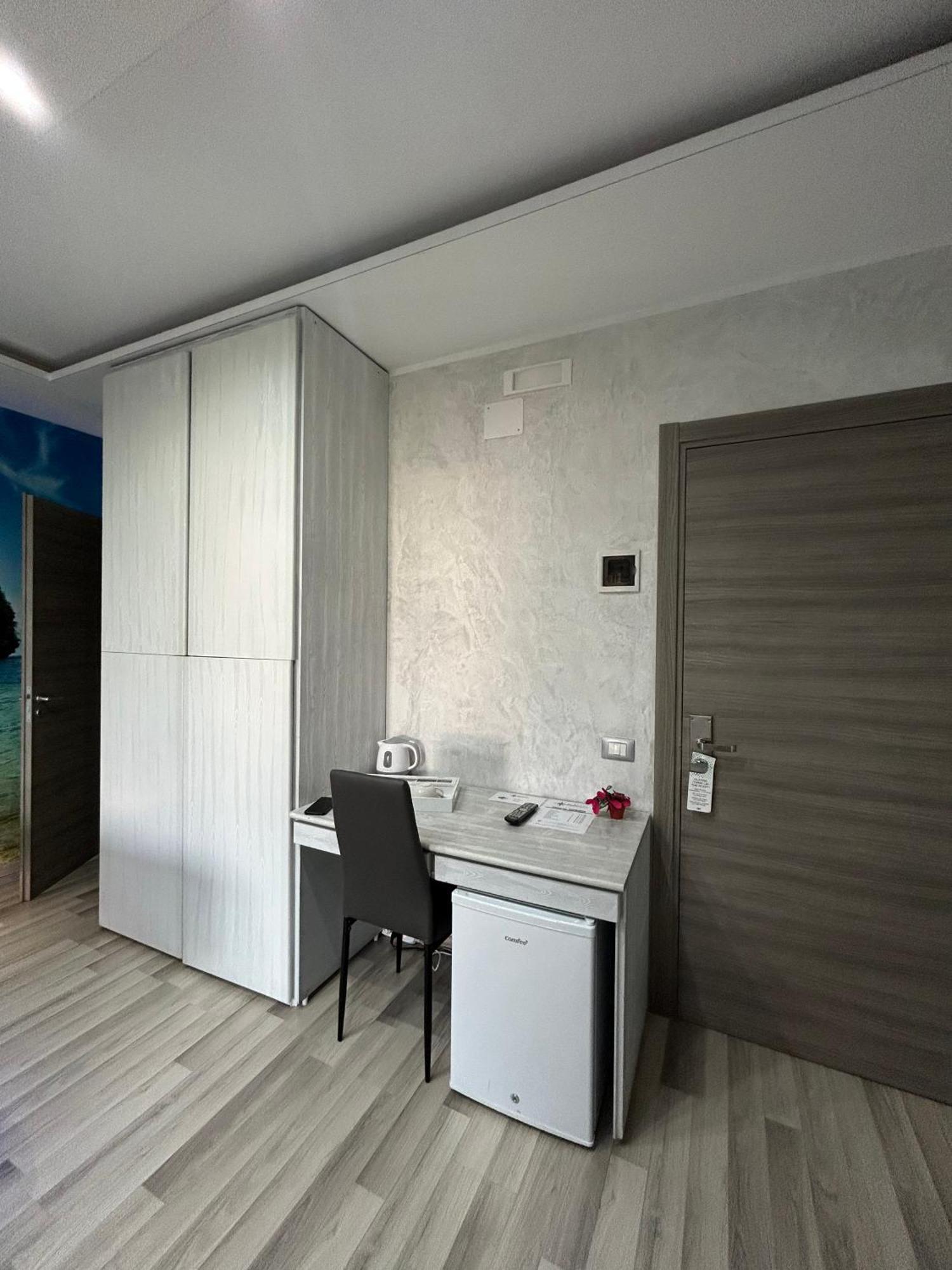 Residence Villa Rosa Dei Venti Чинизи Экстерьер фото